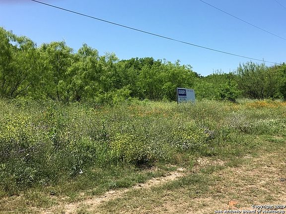 3rd image of 4654 W Military Dr