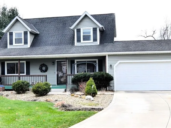 9954 Windjammer Trl, Aurora, OH 44202