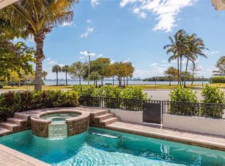 924 NE 71st St, Miami, FL 33138