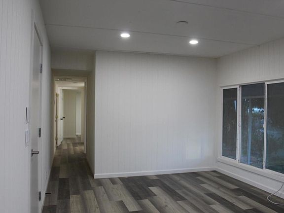 4th image of 4400 Gateway Drive