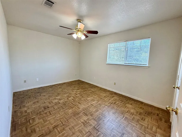 11102 Maize Ln #A — Photo 10