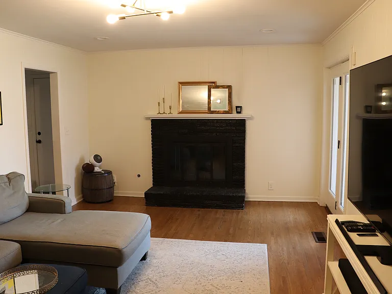 5139 E 30th St — Photo 23