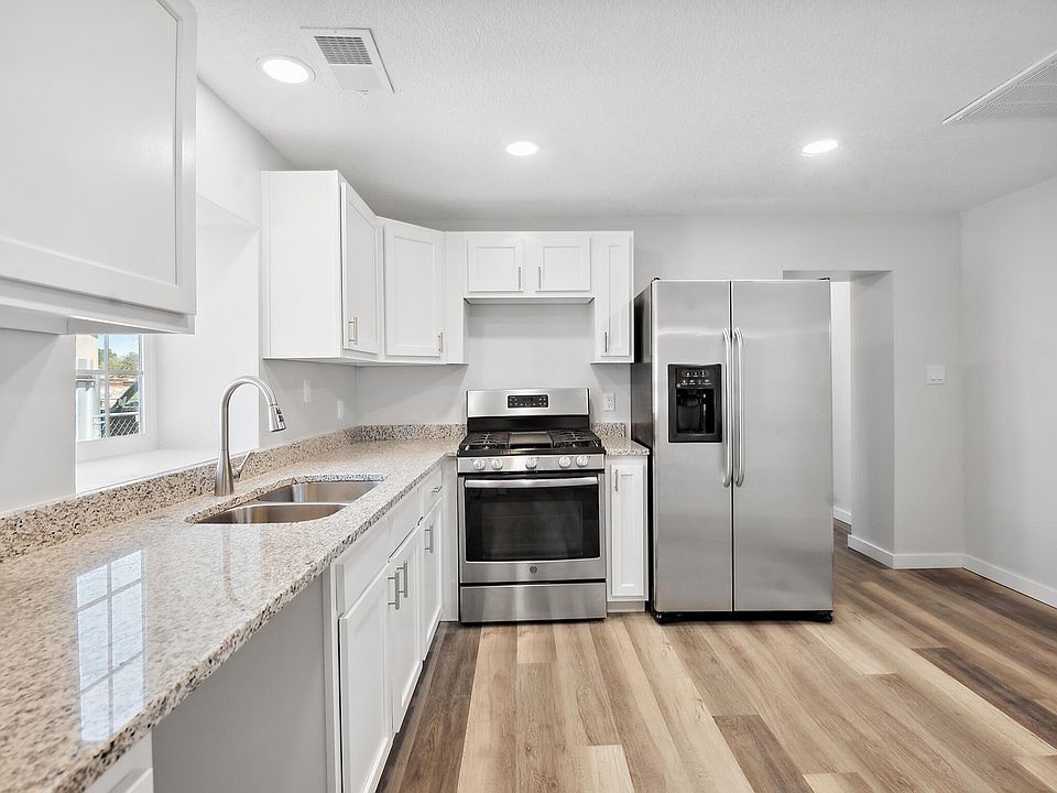 1st image of 1049 Camino Del Llano