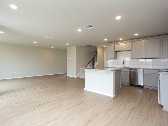 8656 Merlin Cove