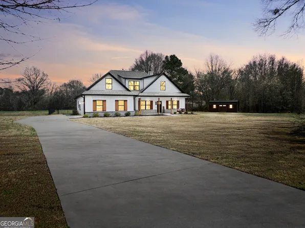 351 Savannah Dr, Mansfield, GA 30055