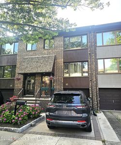 85 Dogwood Ln, Staten Island, NY, 10305