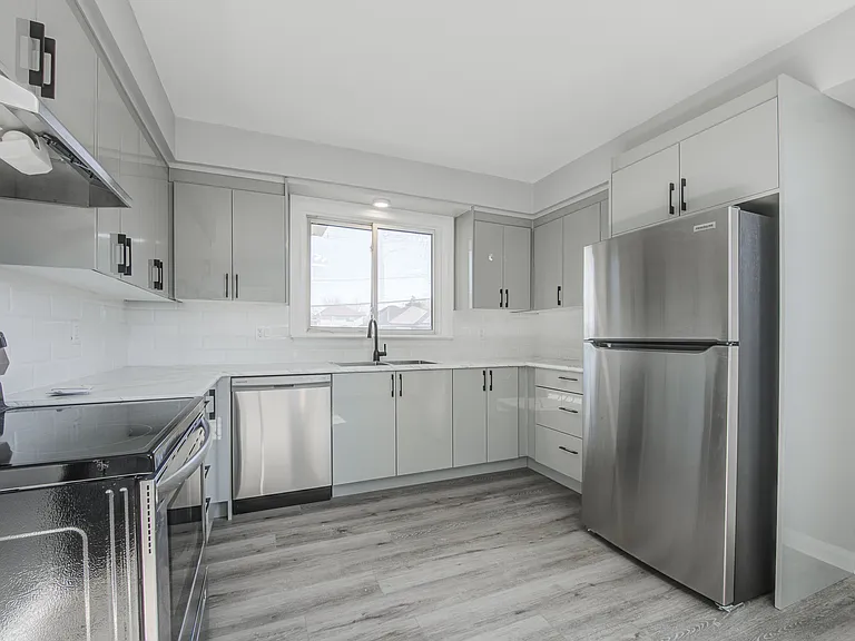 99 Haig St #1 — Photo 4
