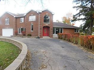 23W110 North Ave, Glen Ellyn, IL