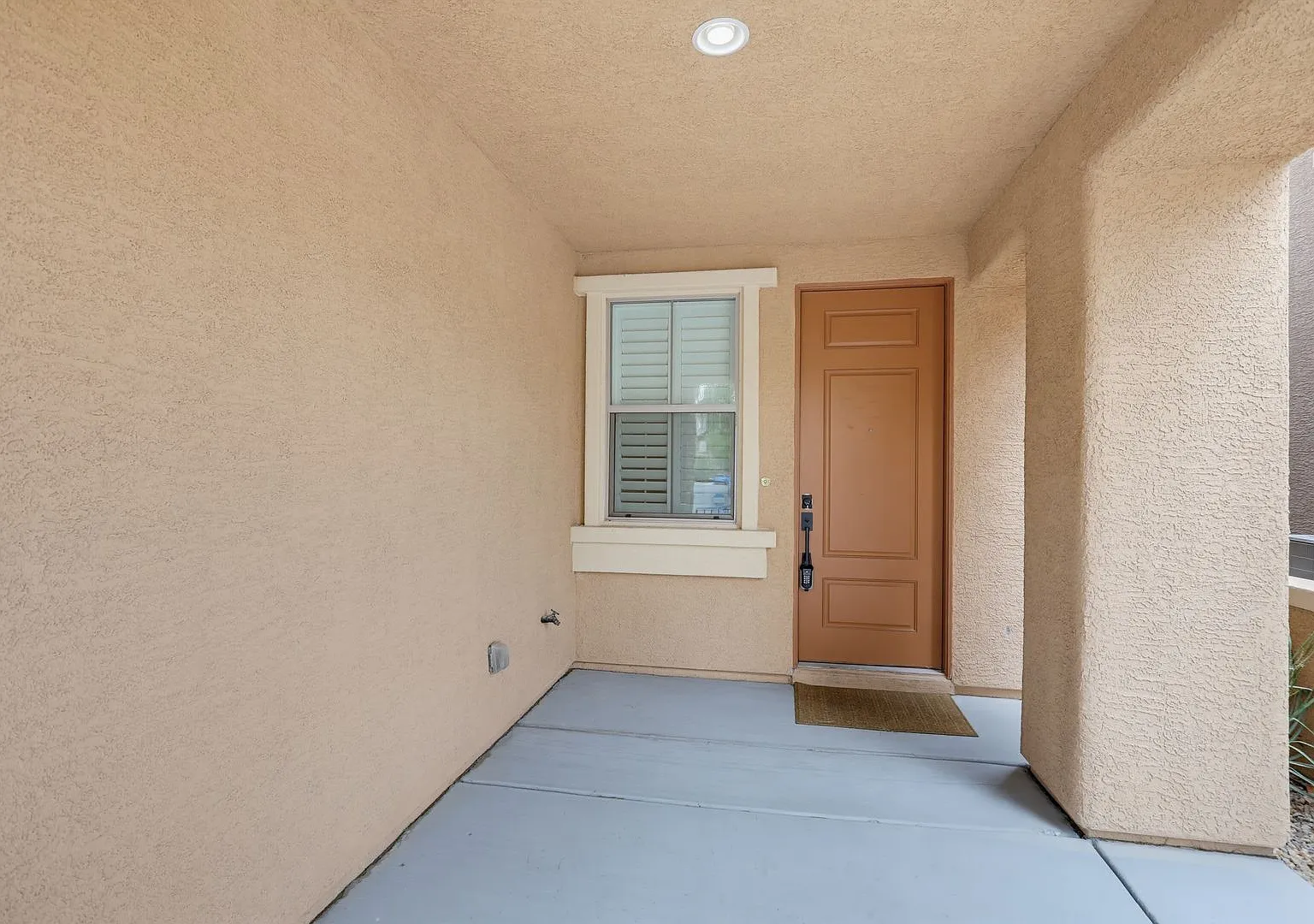 South Summerlin 3 Bed Beauty — Photo 4
