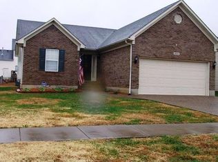 9315 Longhorn Ct, Fairdale, KY