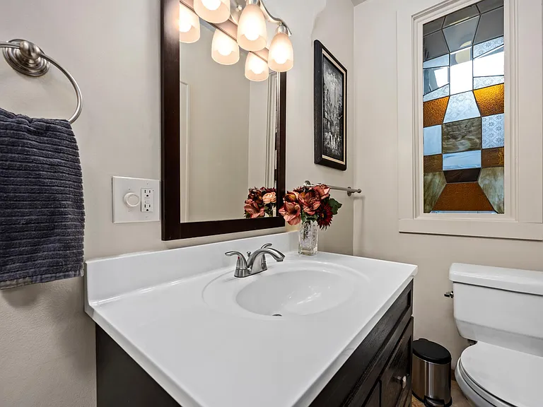 141 W Archer Pl — Photo 12