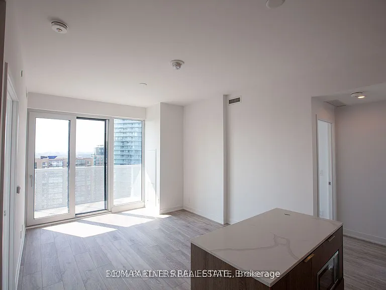 15 Holmes Ave #1704 — Photo 17