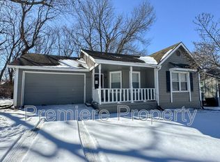 8221 E 72nd Ter, Kansas City, MO 64133