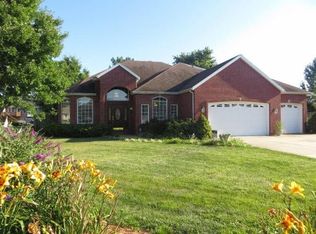 1610 E Highview Dr, Ozark, MO 65721