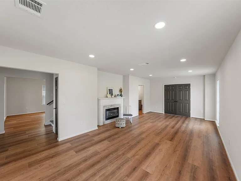 3809 Southmore Blvd — Photo 3