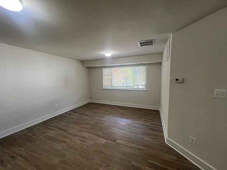 5225 Marlboro Pike, SUNCREST FLATS — Photo 11