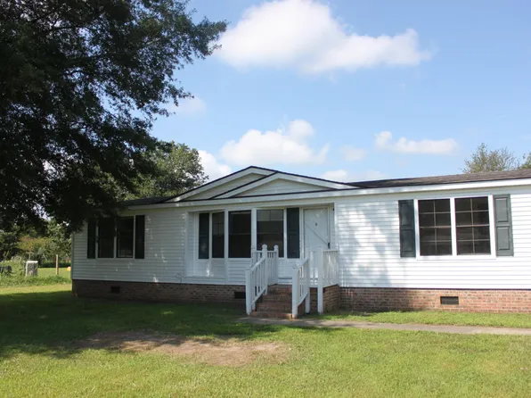 510 Timothy Dr, Elizabeth City, NC 27909