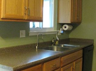 5343 Mikewood Dr, Waterford, MI 48327