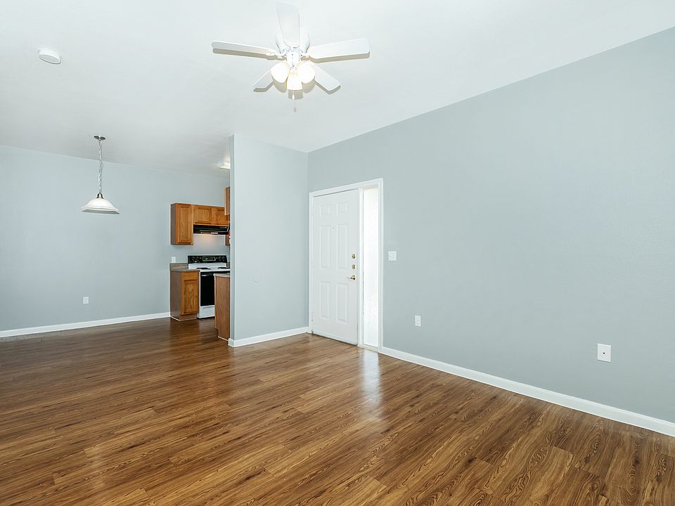 Open-Concept Living and Dining Rooms at Portside Villas in Ingleside, TX