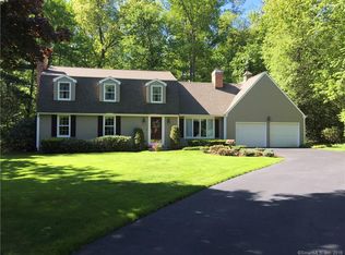 35 Briar Hill Rd, Avon, CT 06001