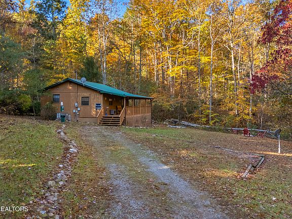 4th image of 3391 Laurel Wood Rd