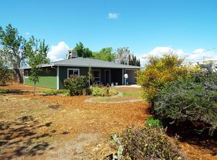 7028 Autumn Way, Redding, CA 96002