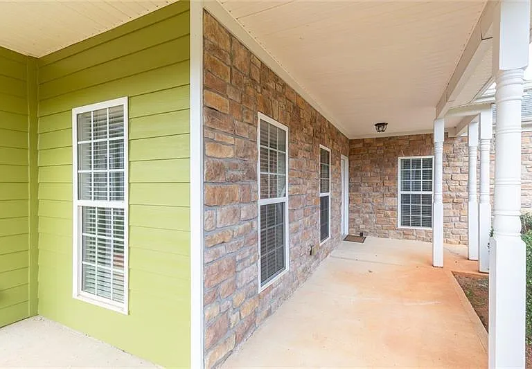 300 McKendree Ct — Photo 35