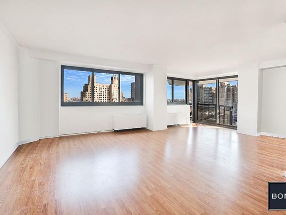 4th image of 1725 York Ave APT 16F