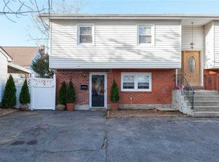 67 Sintsink Dr E, Pt Washington, NY 11050