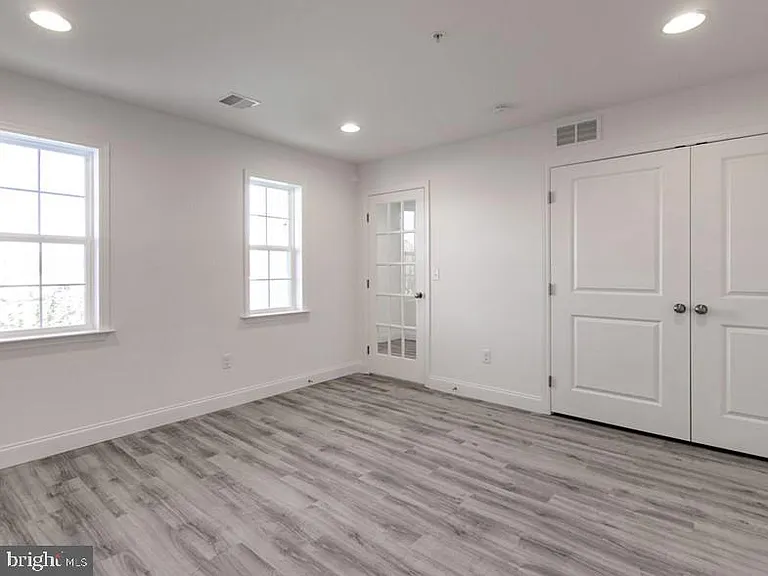 3251 Mateer Ln — Photo 4