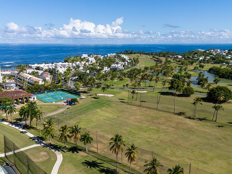 H-10 Villas De Playa 2 #H-10 — Photo 27