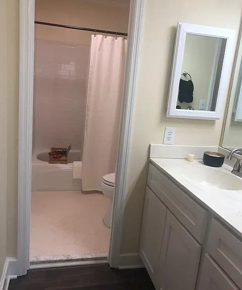 737 Victorian Pl #737 — Photo 2