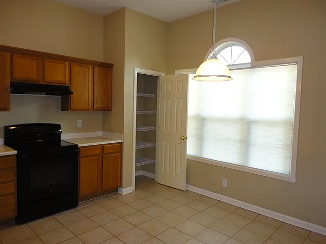 11447 Drabble Ln — Photo 3