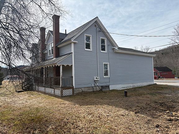 4th image of 1881 Roxbury Road
