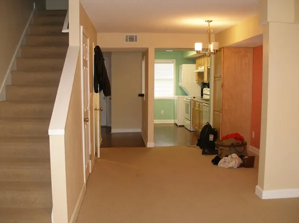 210 Appleby Dr, Athens, GA 30606