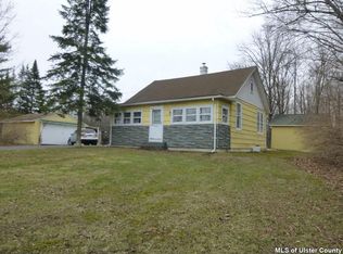 90 Forest Glen Rd, Gardiner, NY 12561