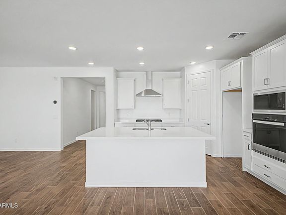 2nd image of 17223 W SAGUARO VISTA Drive