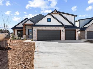 9509 Sultans Water Way, Yukon, OK 73099