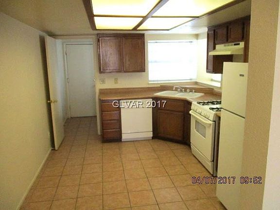 3rd image of 4466 Galore Ave #0