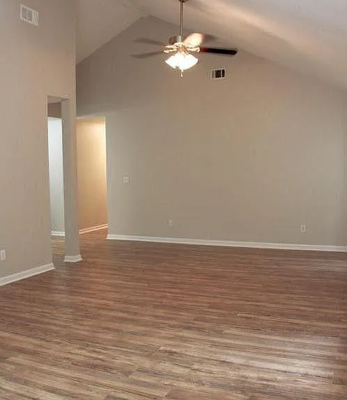 1694 Valparaiso Blvd — Photo 11