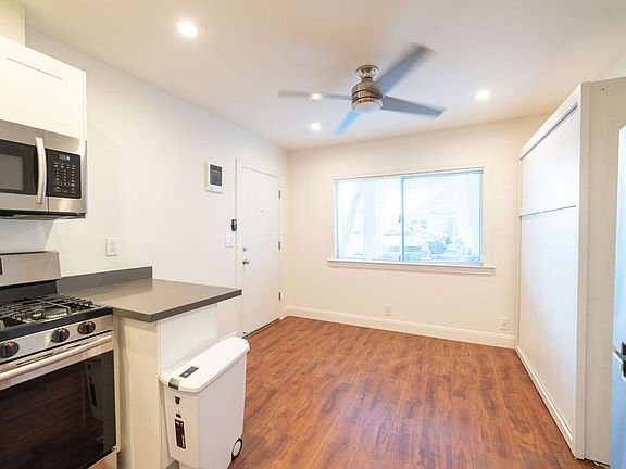 5th image of 5471 Vicente Way APT 8