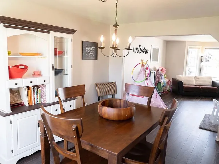 9315 W Caelen Ave — Photo 5
