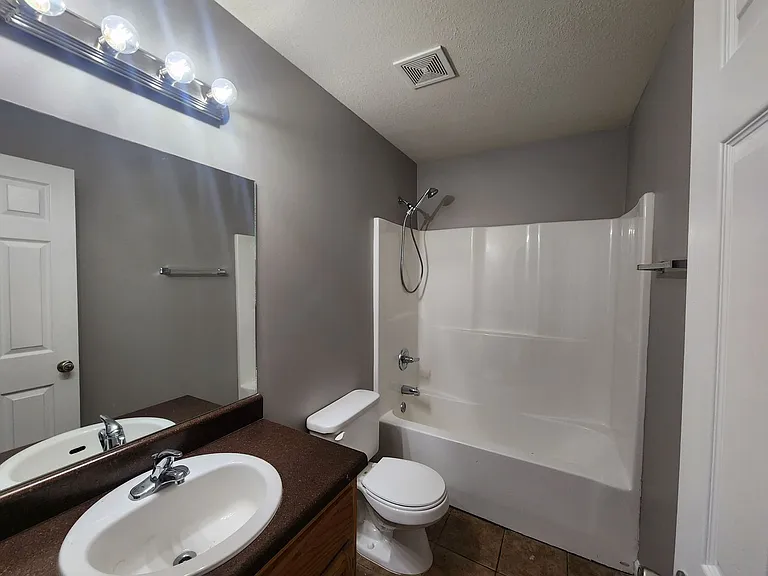 112 N Cavalcade Cir — Photo 22