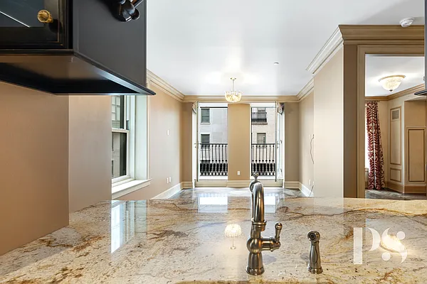 Rented by Compass | media 20