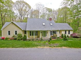 222 Summer Hill Rd, Madison, CT 06443