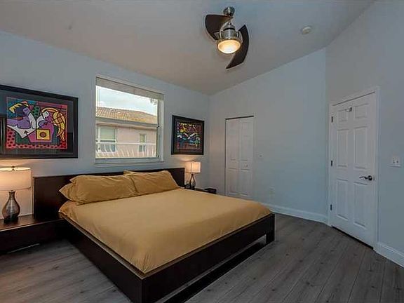 3rd image of 8141 SW 24th Ct APT 307