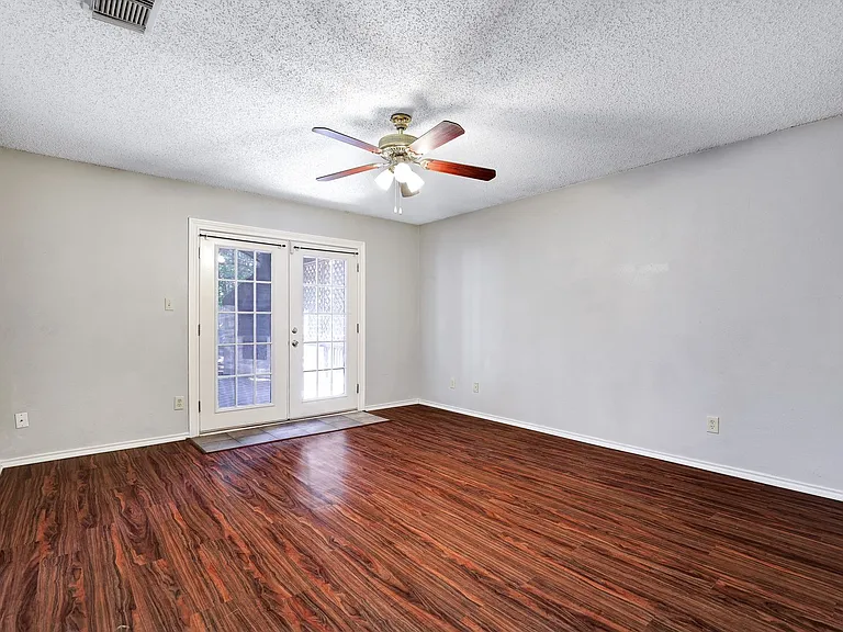 9535 Andrew Point — Photo 13