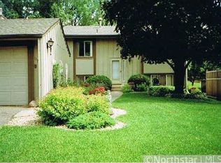 11732 Red Fox Dr, Osseo, MN 55369