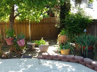 1905 E Richmond Ave, Fresno, CA 93720