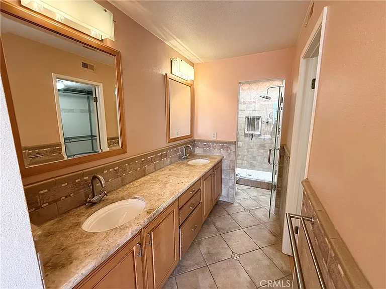 3382 Tempe Dr — Photo 12